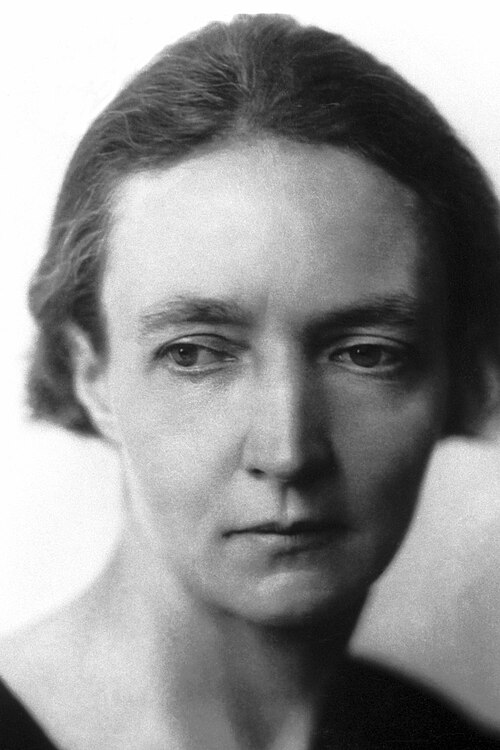 Portrait de Irène Joliot-Curie, Sciences, XXe siècle, 1897 — 1956