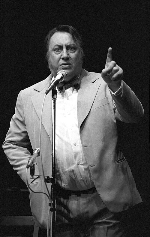 Portrait of Raymond Devos