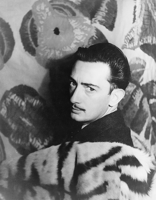 Portrait de Salvador Dalí, Arts visuels, Antiquité, 1904 — 1989