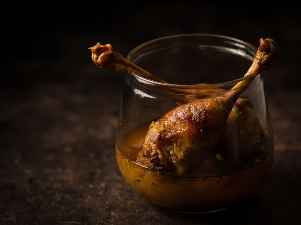 Huahua manu — birds confit in their own fat