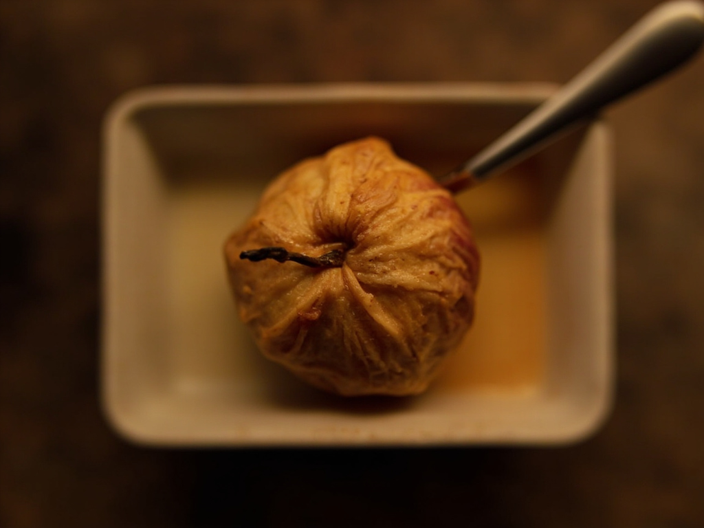 La pomme cuite de l'exilée
